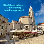 Comfortable With Great And Sea View Apartman Split