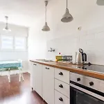 Comfortable With Great And Sea View *