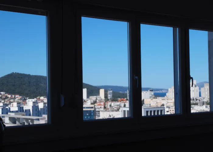 Comfortable With Great And Sea View アパート