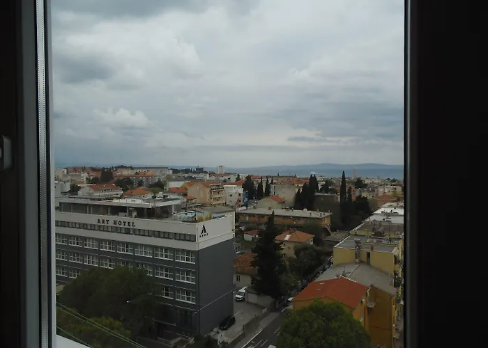 Comfortable With Great And Sea View *