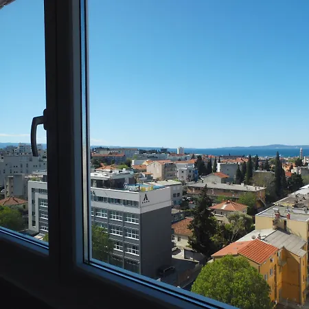 Comfortable With Great And Sea View Apartamento Split