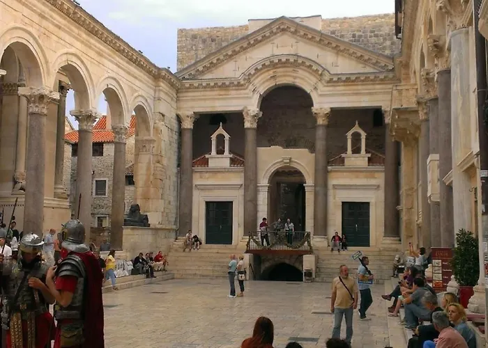 Comfortable With Great And Sea View شقة *