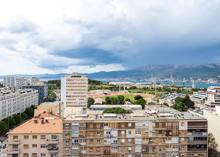 Comfortable With Great And Sea View Lejlighed Split