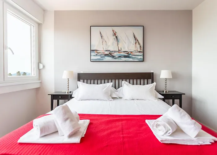 Lejlighed Comfortable With Great And Sea View Split