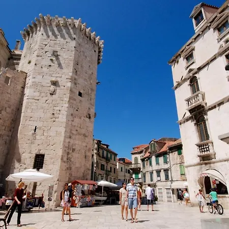 Apartment Comfortable With Great And Sea View *